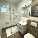 Appartamento By The Sea Punat, Krk - 24183